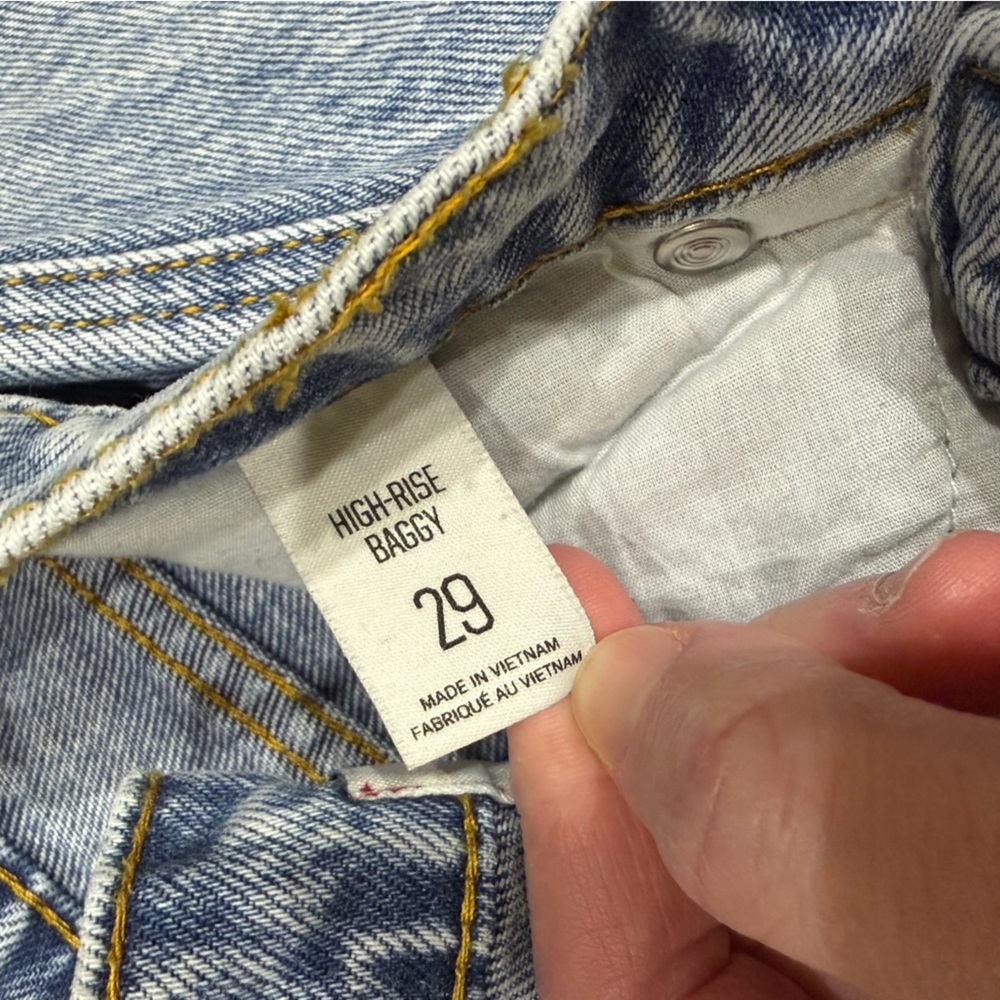 ✨ BDG x Urban Renewal Remade Patchwork High-Rise Baggy Jeans Size 29 - Picture 10 of 14